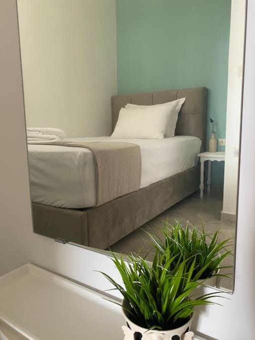 Seaside Apartment in Glyfada-Trizonia Apartment in Greece