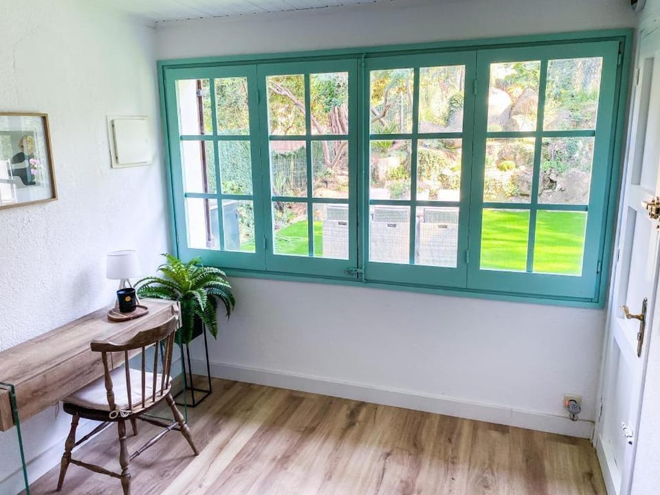 Seating area, Garden view