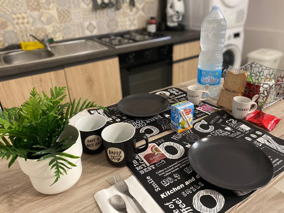 Kitchen or kitchenette, pet friendly, stove