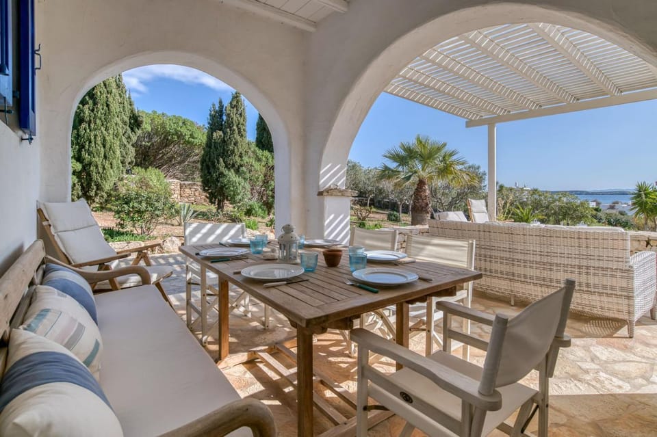 Patio, View (from property/room), Balcony/Terrace, Seating area, Dining area
