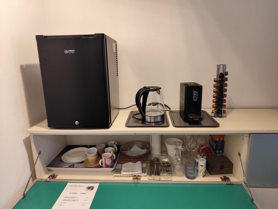 Coffee/tea facilities