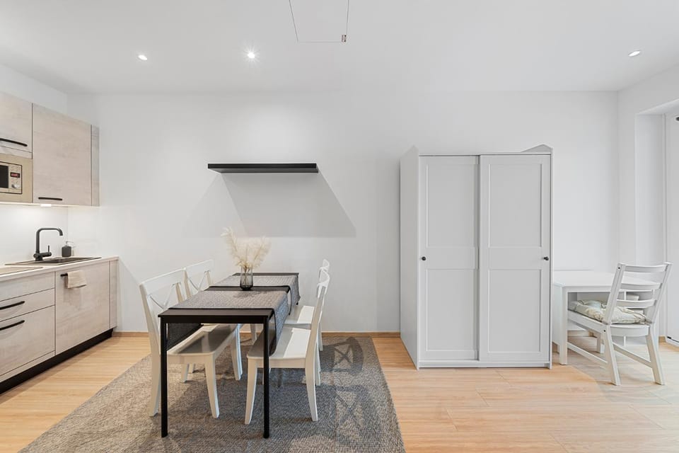 Living room, Seating area, Dining area