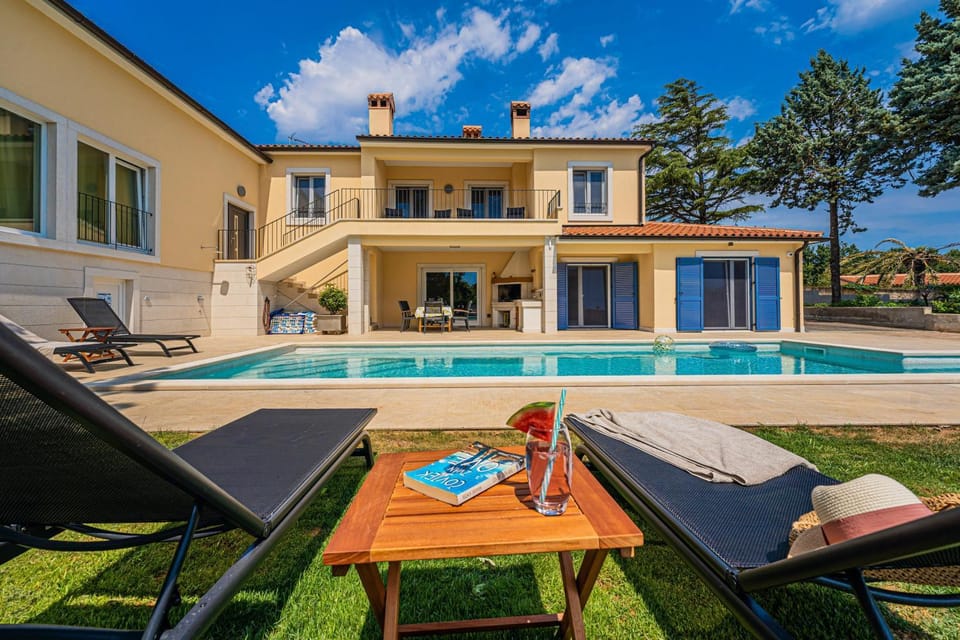 Villa Vera in Ližnjan - Haus für 8 Personen Villa in Medulin