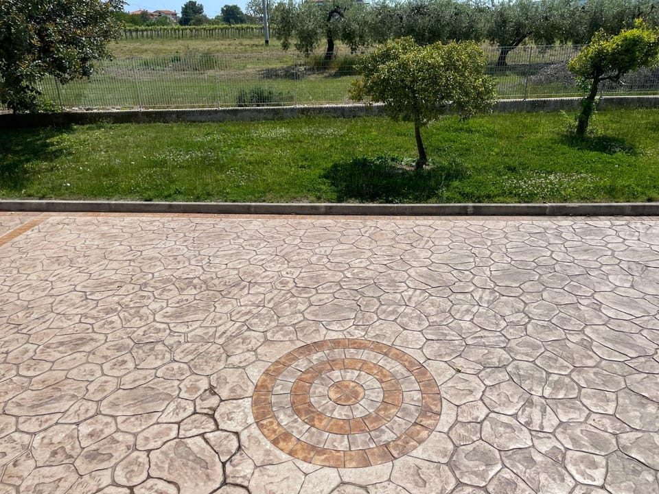 Inner courtyard view