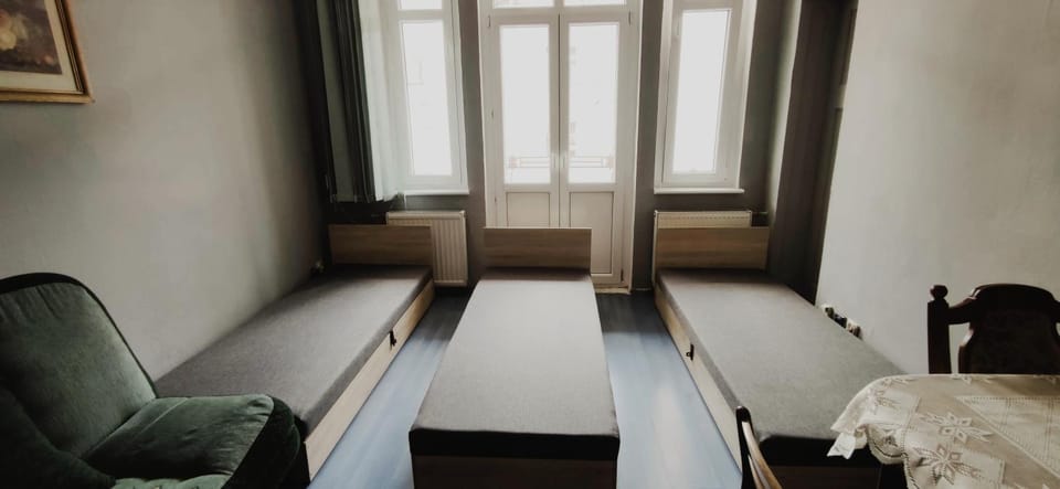 Bed, Photo of the whole room, wardrobe