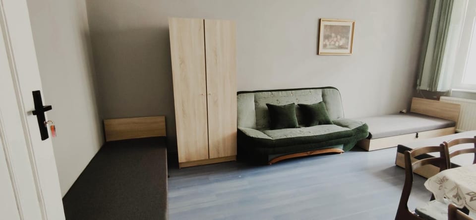 Bed, wardrobe
