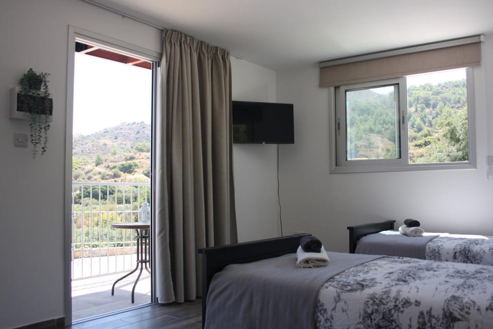 Holiday Apartments,Polynikis Sea-Cret, Pachyammos Apartment in Paphos District
