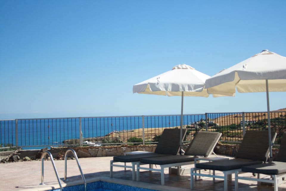 Sea view, Swimming pool, Sunrise, Sunset, sunbed, sunbed