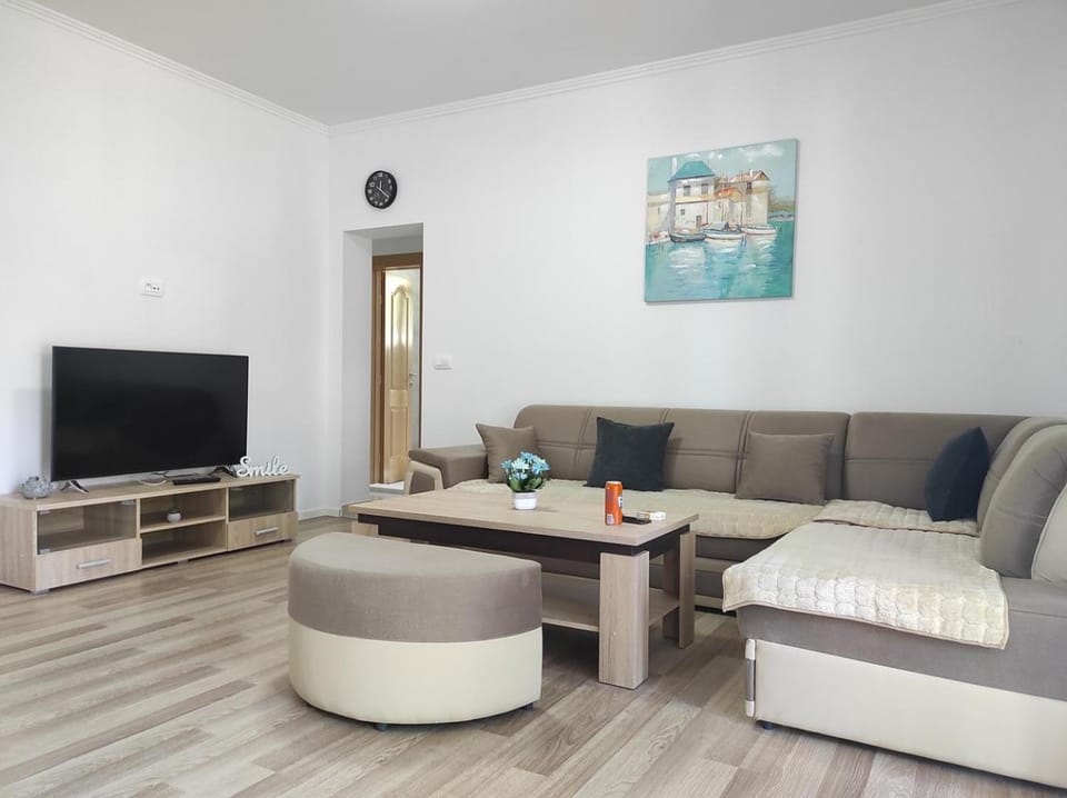 One Bedroom Apartment Gogo with Private Parking Apartment in Neum