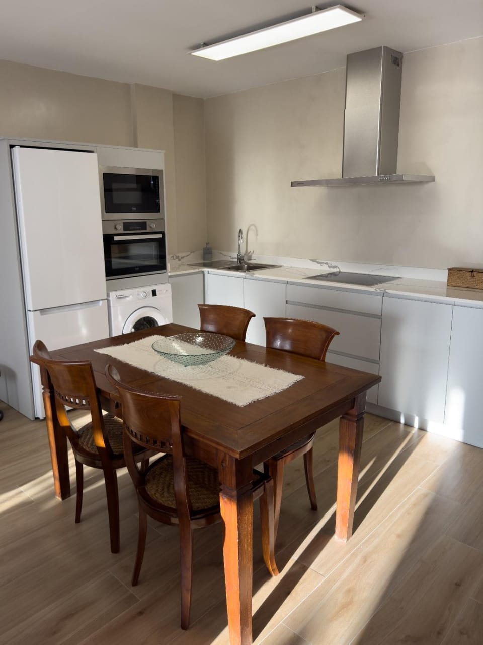 Kitchen or kitchenette, Living room