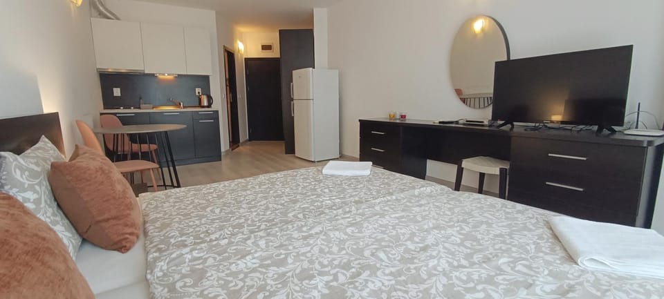 Studio in a complex with a pool Apartment in Burgas