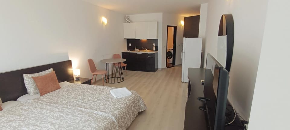 Studio in a complex with a pool Apartment in Burgas
