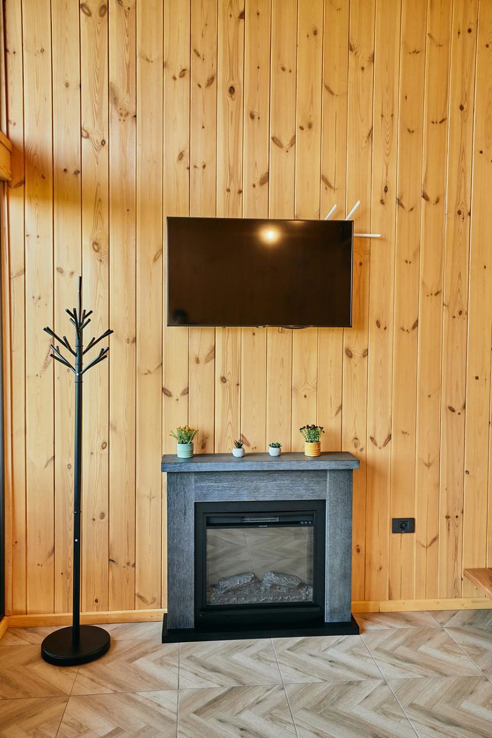 Communal lounge/ TV room, TV and multimedia, Living room, flat iron