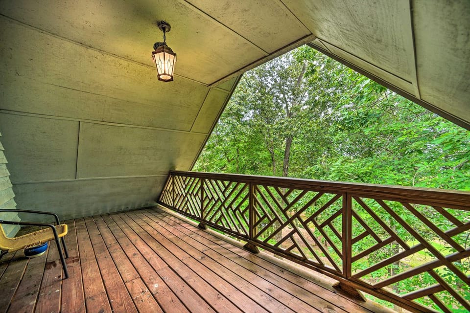 Golfer's Retreat at Kudzu Cove Cabins Resort Cabin in Guntersville Lake