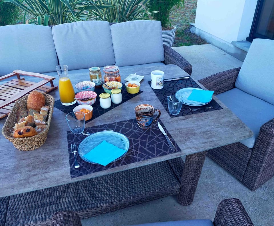 Continental breakfast