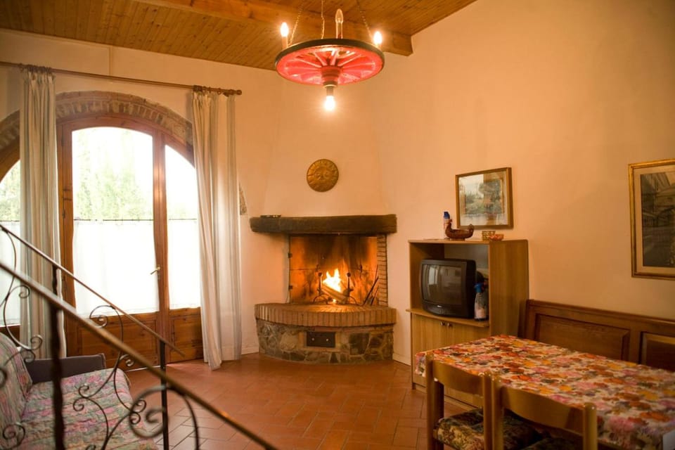 Agriturismo Girasole Farm Stay in Tuscany