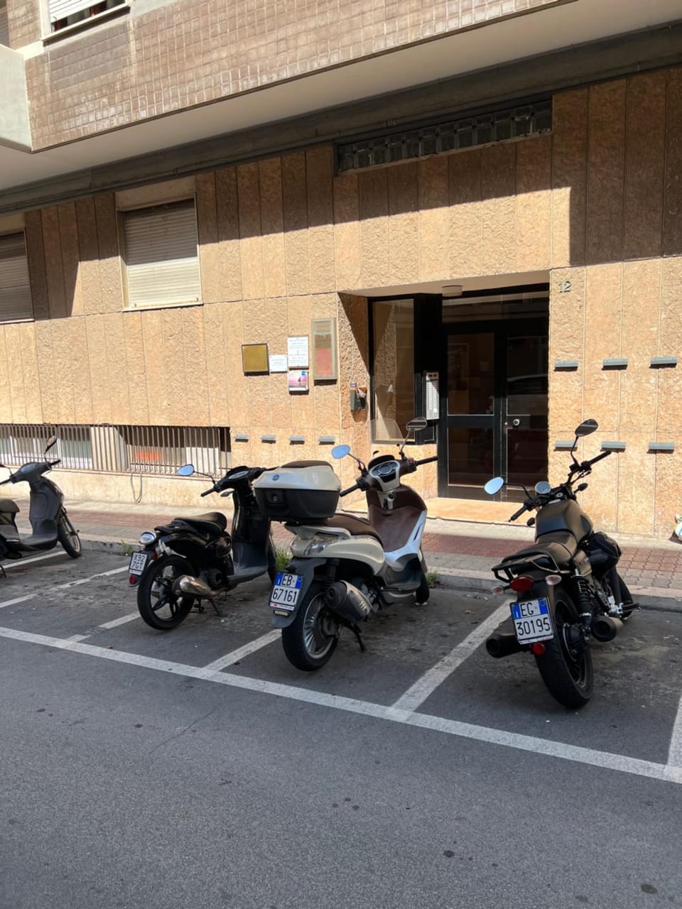 Property building, Facade/entrance