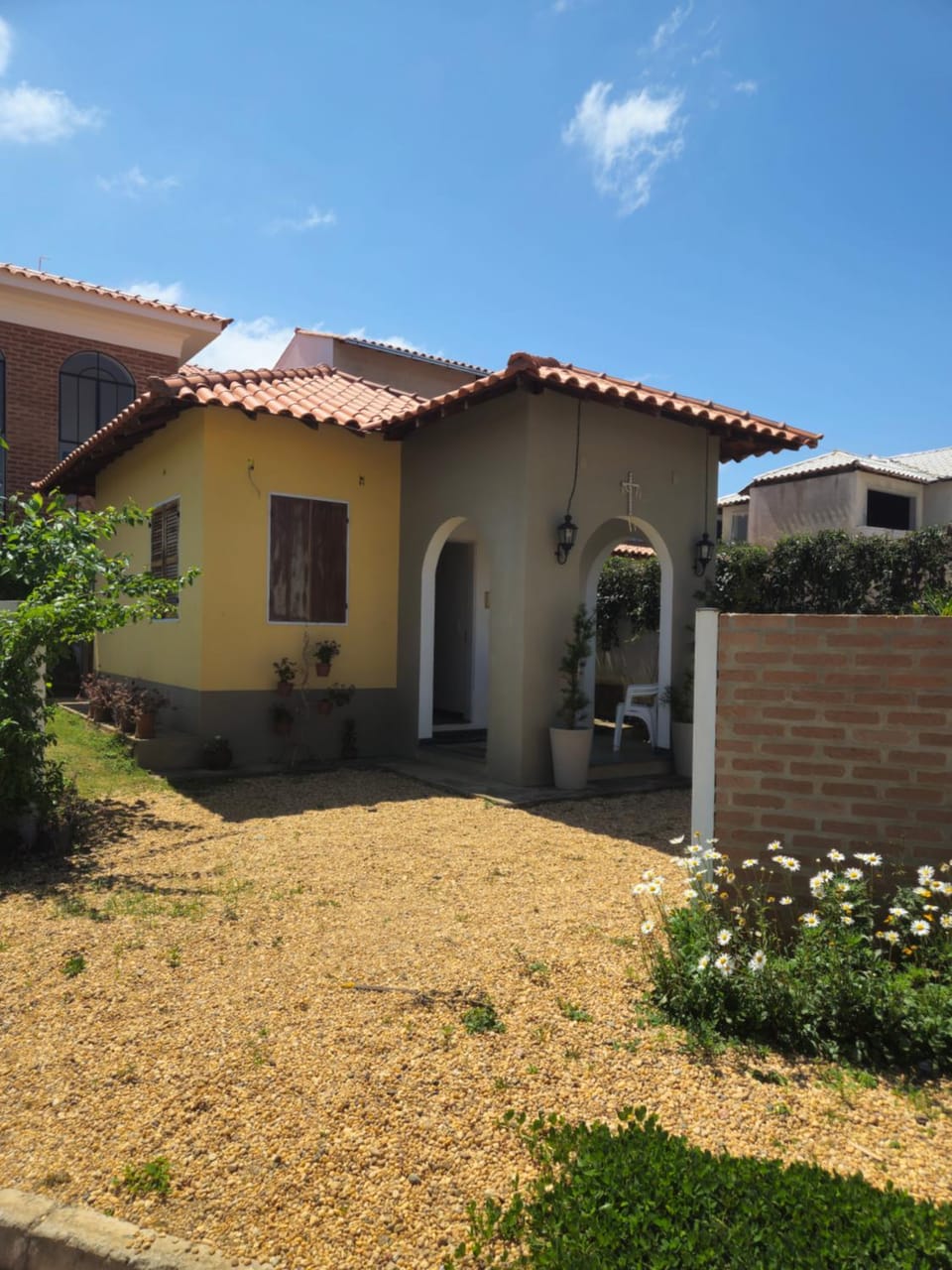 Property building, Spring, Day, Garden, Garden view