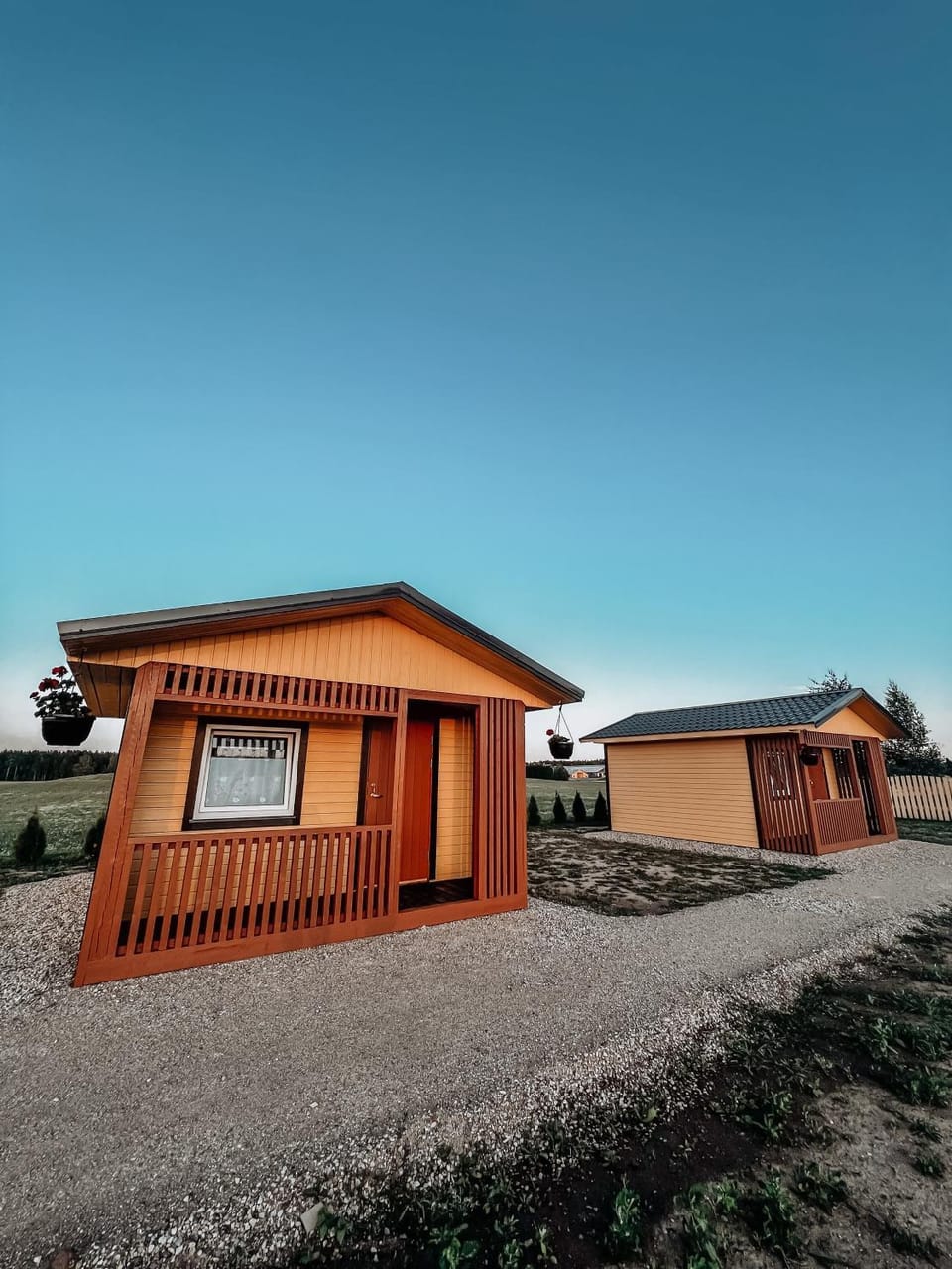 Property building, Day