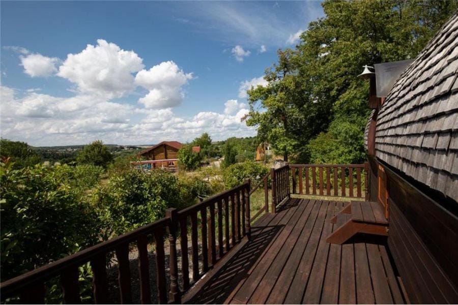 Le Chalet du Chemin et sa Roulotte House in Saarland, 66, Germany