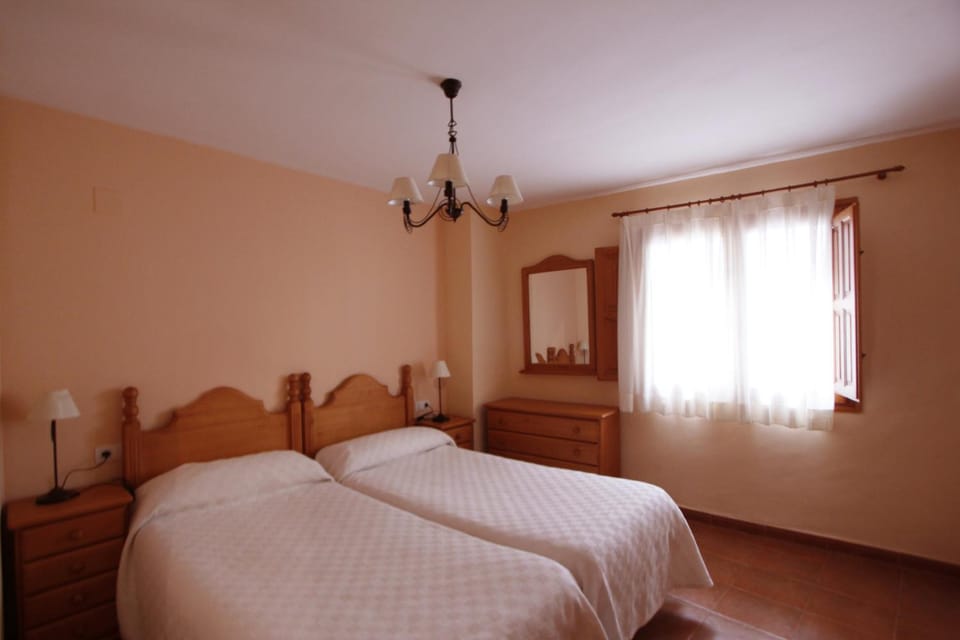 Day, Photo of the whole room