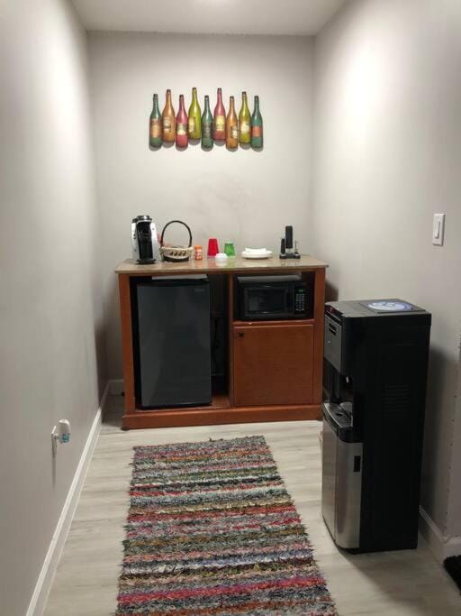 Spacious Unit with Mountain View Bed and Breakfast in New Market