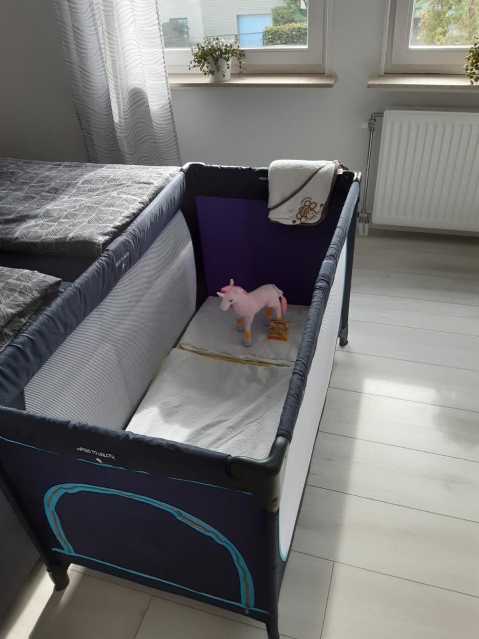 cot