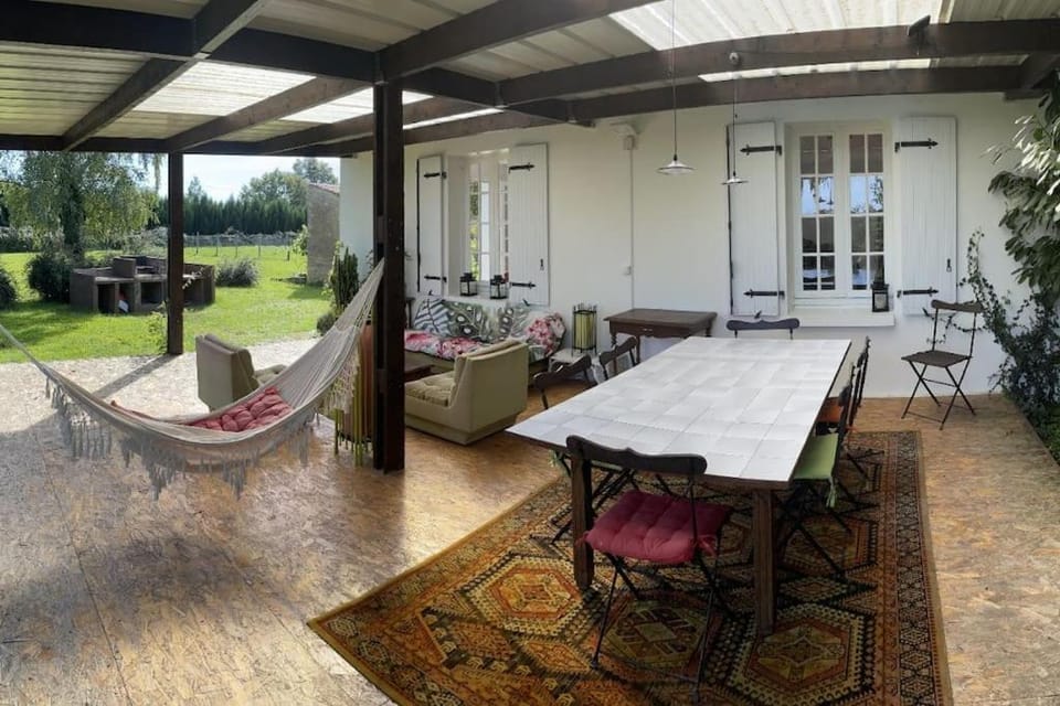 Maison indépendante sur grand terrain clos House in Nouvelle-Aquitaine