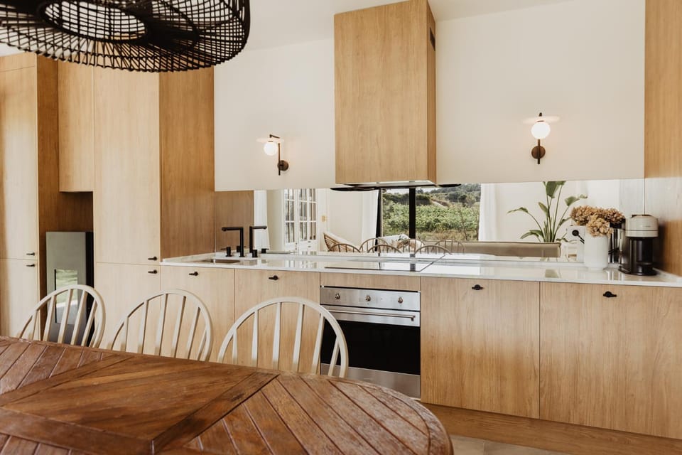 Kitchen or kitchenette, Kitchen or kitchenette