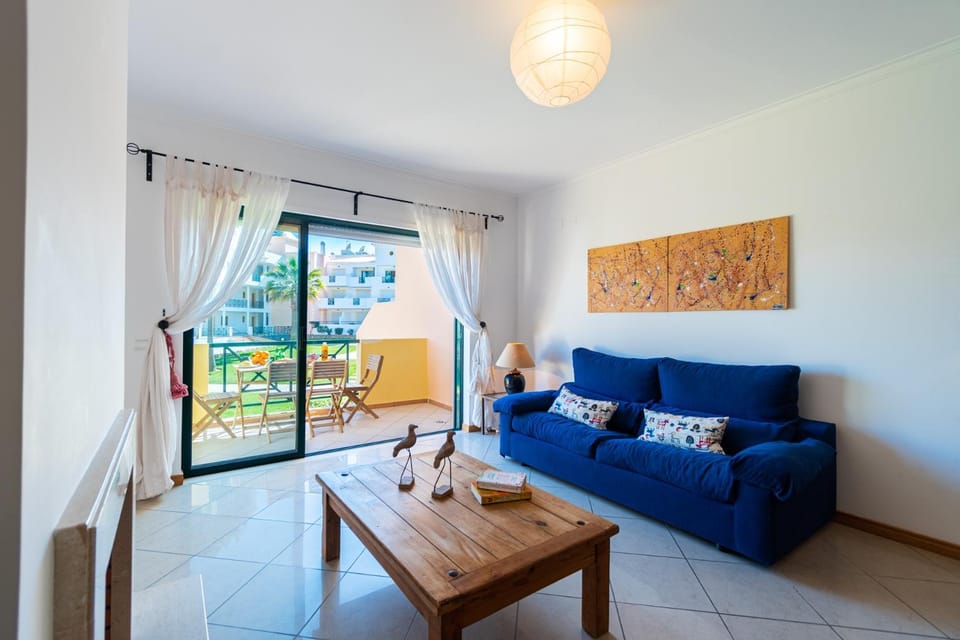 Balcony/Terrace, Living room