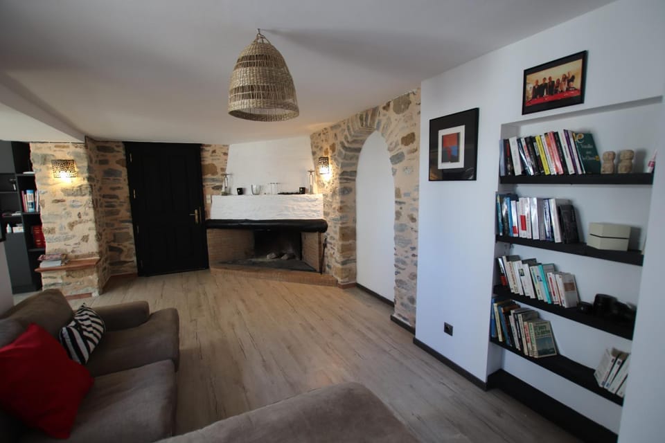 Communal lounge/ TV room, Seating area