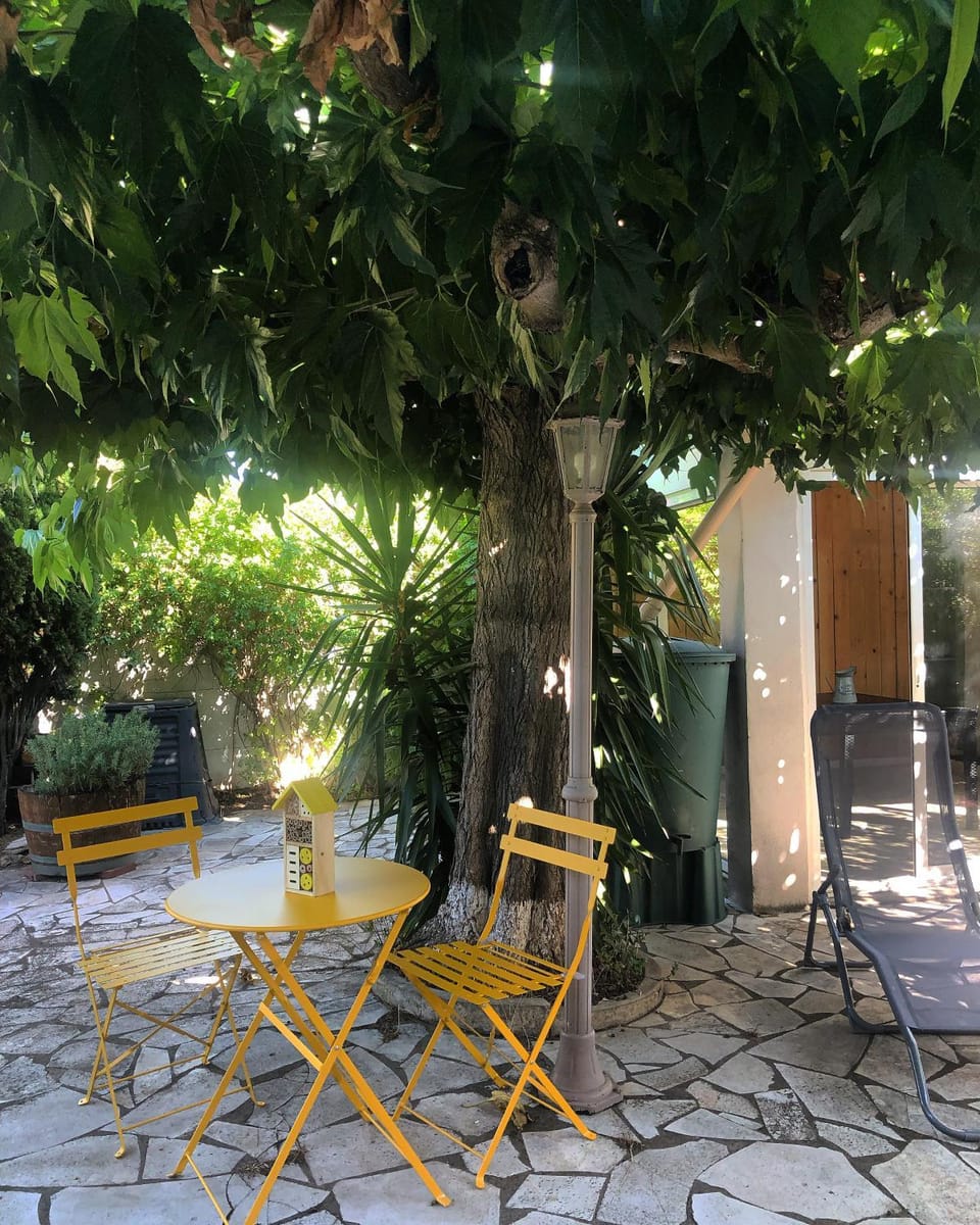 Garden, Garden, Dining area, Garden view