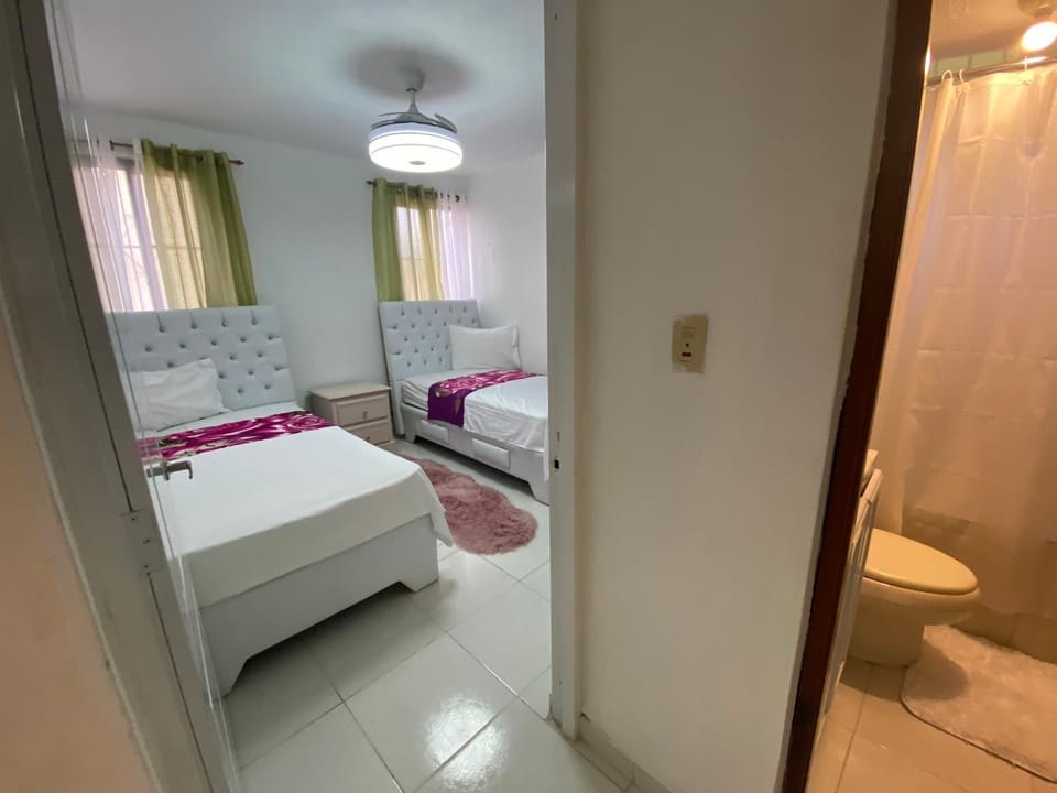 Santiago Monumental Area Cozy 3 bedrooms Apartment for 7 peoples - transportation 24 hours-9 Apartment in Santiago de los Caballeros