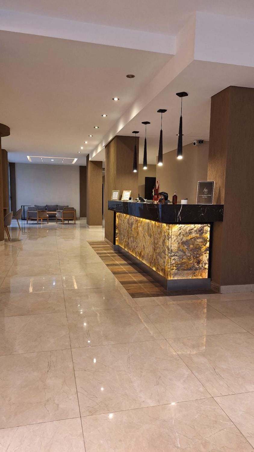 Lobby or reception, Lobby or reception