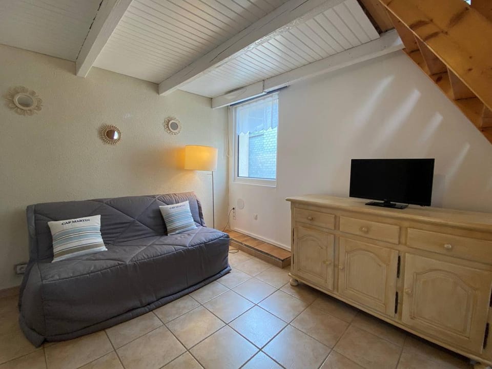 Maison de pêcheur avec terrasse, à 450m de la plage et proche commerces à Trégastel - FR-1-368-363 House in Trégastel
