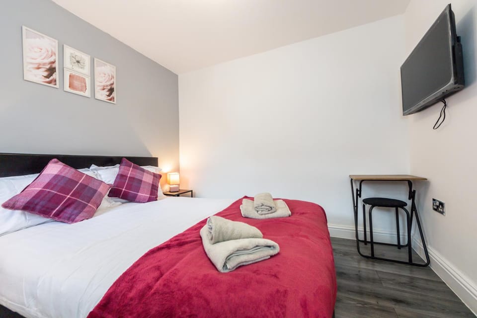 Bed, Bedroom