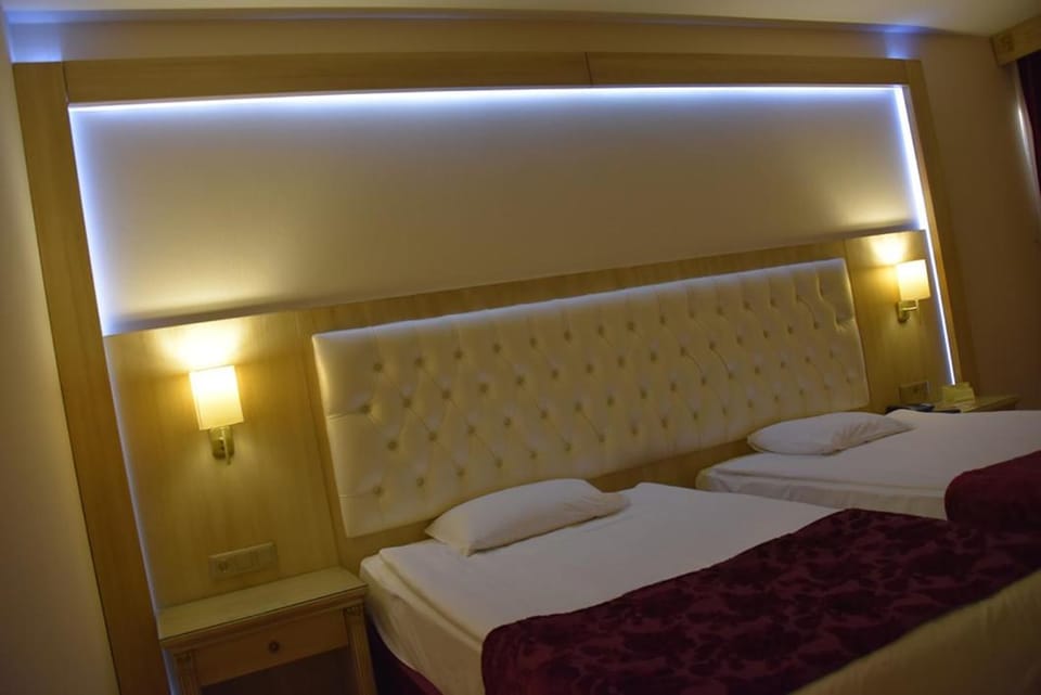 Ege Palas Hotel in Izmir