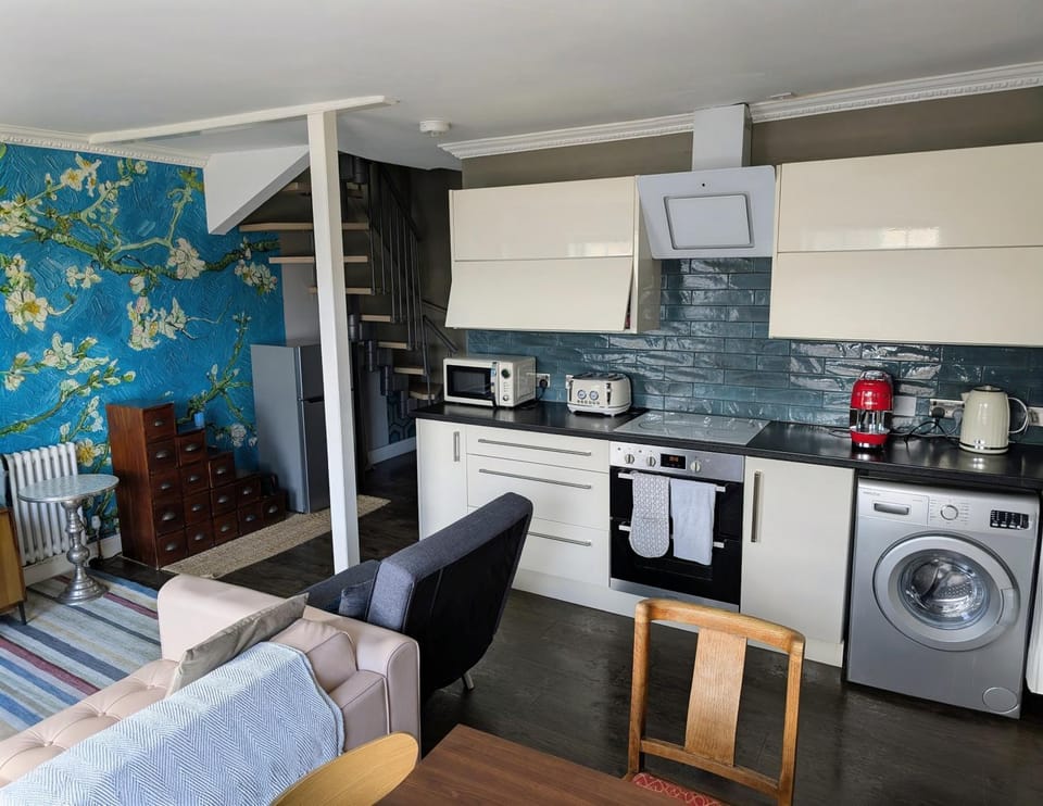 Jolly Fox Folkestone Apartment in Folkestone