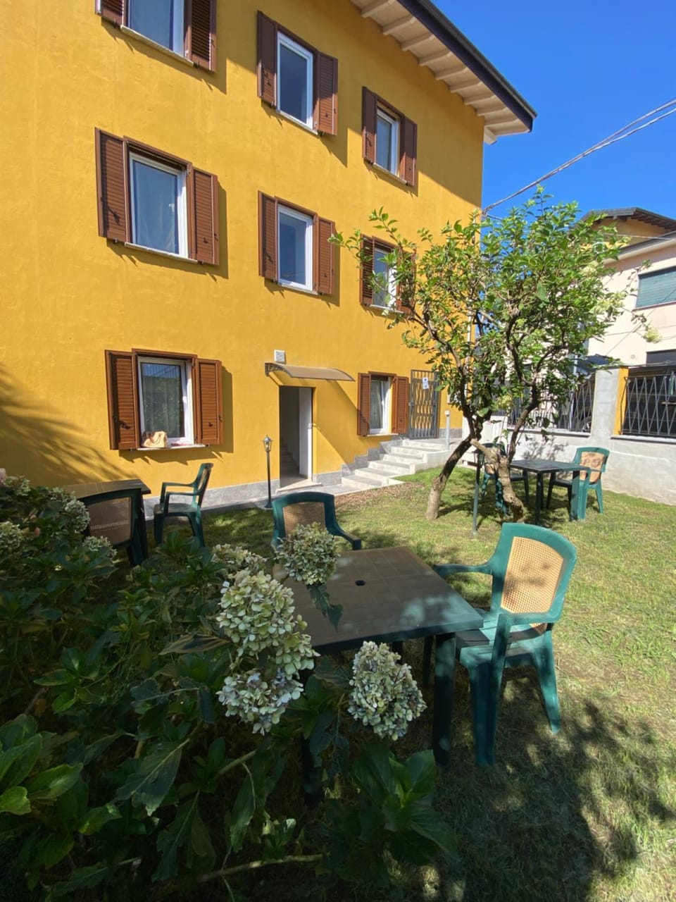 Around Lago Maggiore rooms Bed and Breakfast in Canton of Ticino