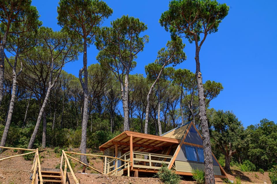 Il Castagno Toscana Glamping Luxury tent in San Vincenzo