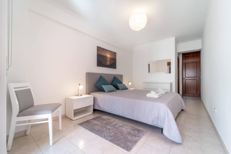 Quarteira Beach - 2 D by HelloVacations Apartment in Quarteira