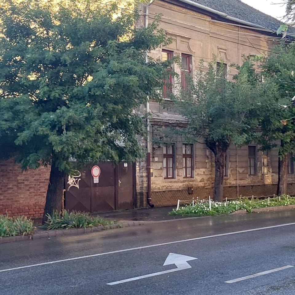 Árkád Center Apartman Apartment in Szeged