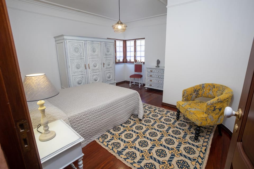 Photo of the whole room, VIP