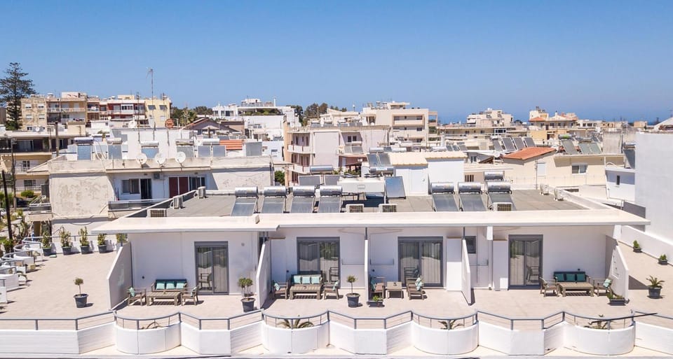 Neighbourhood, Location