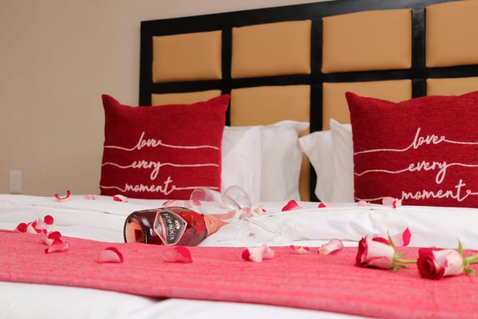 Rondy Bosch Lodge Nature lodge in South Africa
