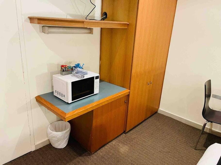 438/247 entire 1BR exHotel Room in the heart of city Apartment in Adelaide