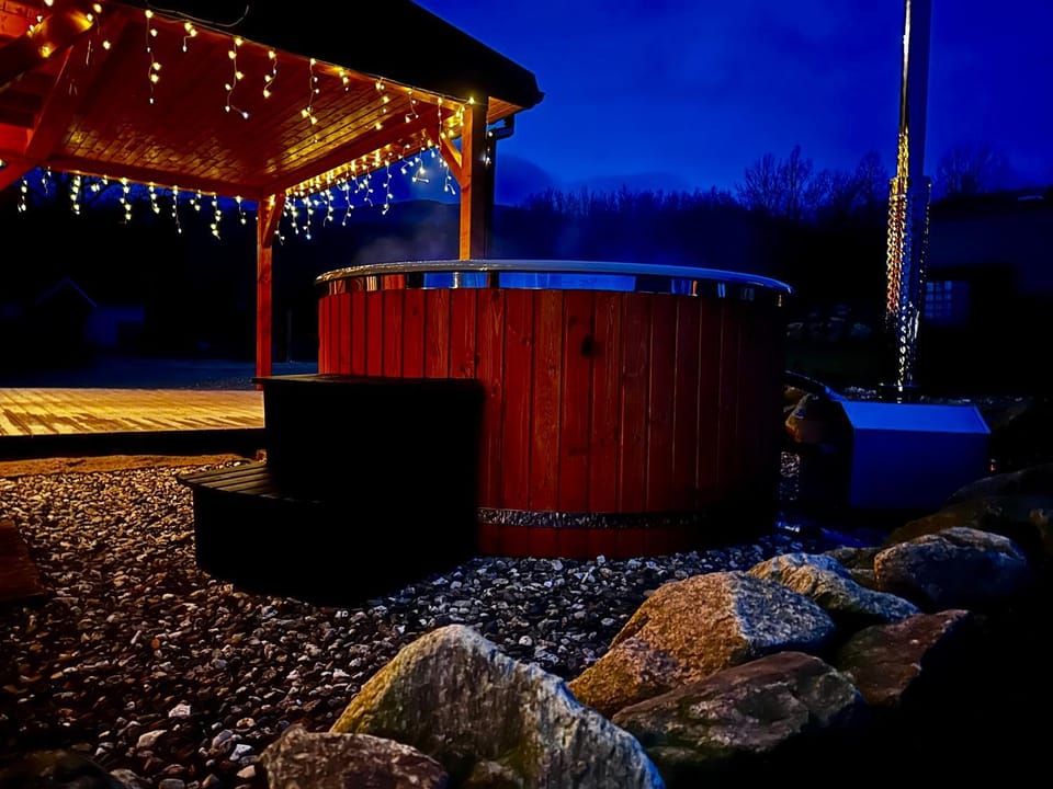 Night, Natural landscape, Balcony/Terrace, Spa and wellness centre/facilities, Bath