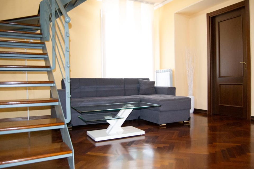 Living room, Lobby or reception