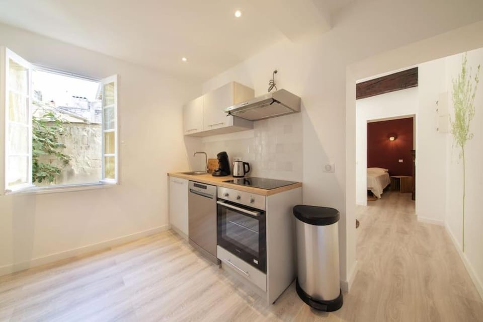 Coffee/tea facilities, Kitchen or kitchenette