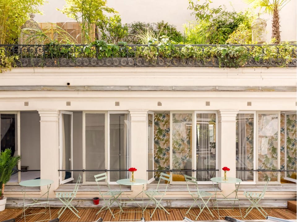 Balcony/Terrace, City view